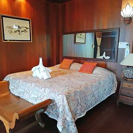 Tonnam Homestay Chiang Mai Bagian luar foto