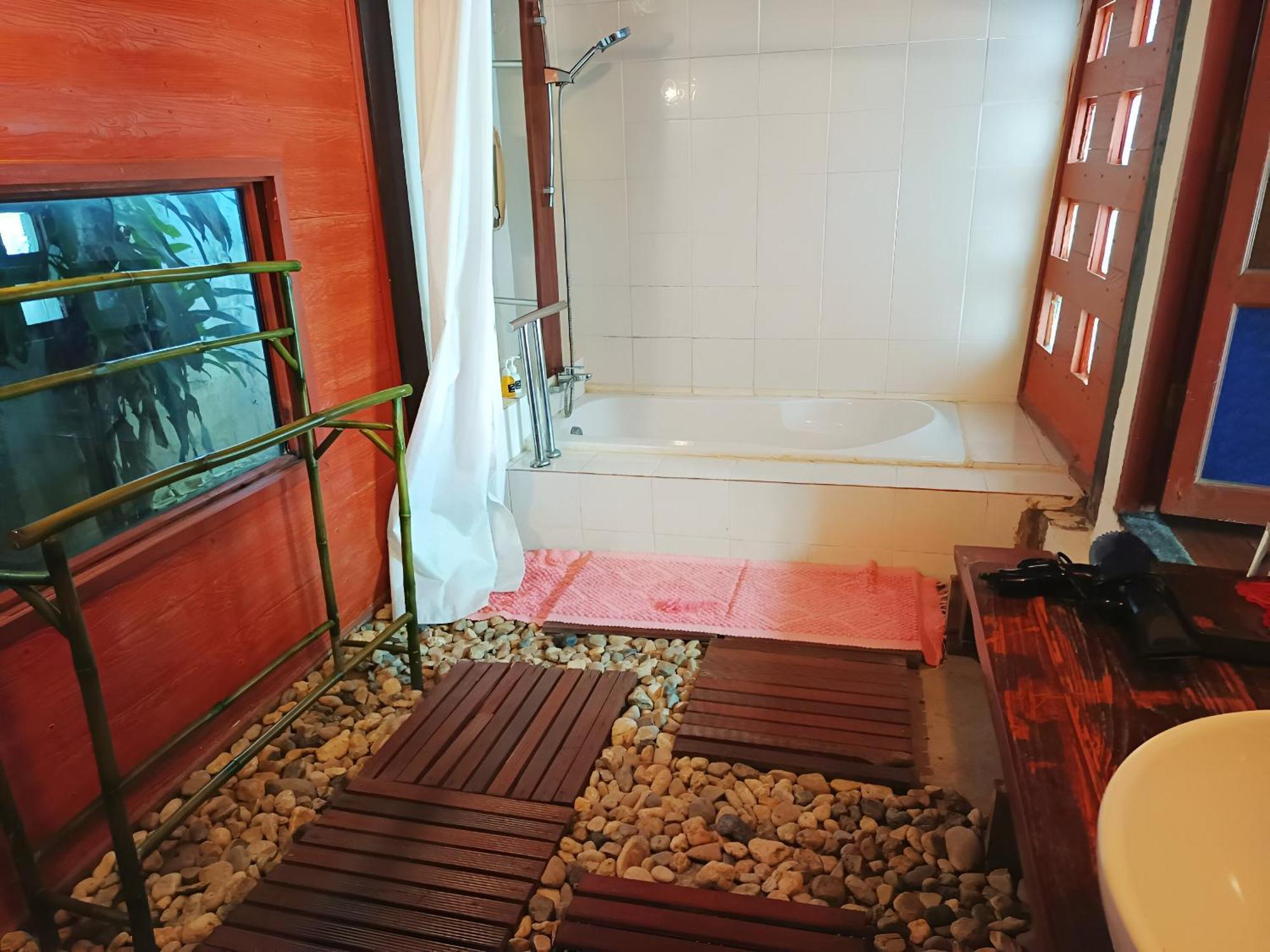 Tonnam Homestay Chiang Mai Bagian luar foto