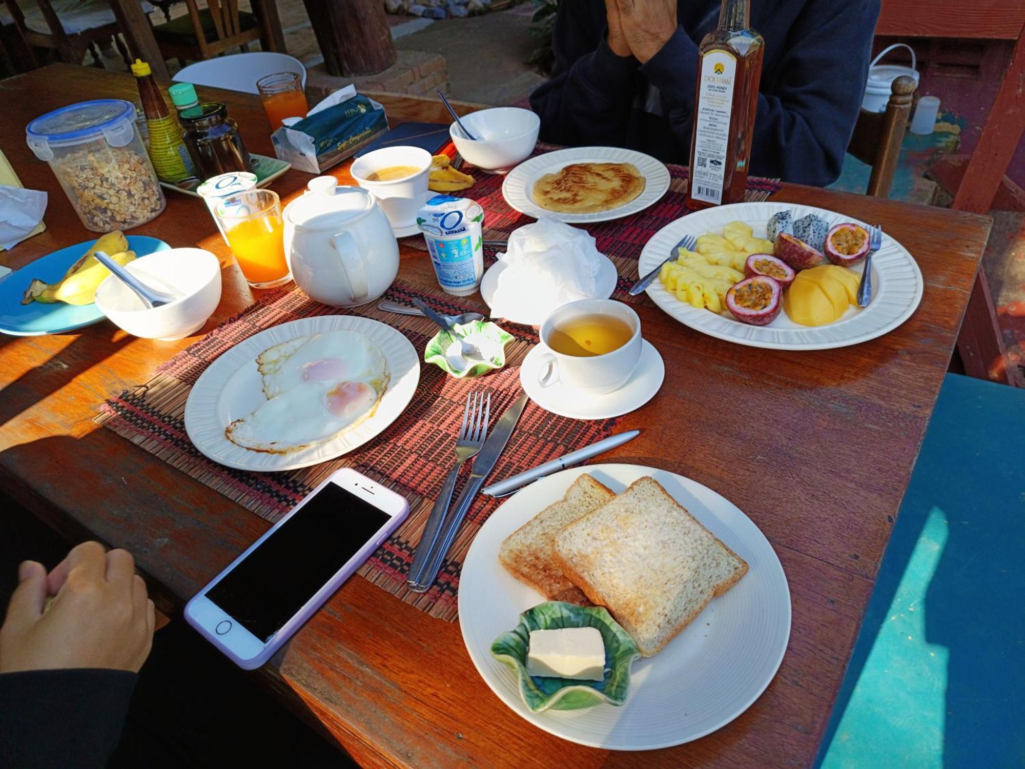 Tonnam Homestay Chiang Mai Bagian luar foto